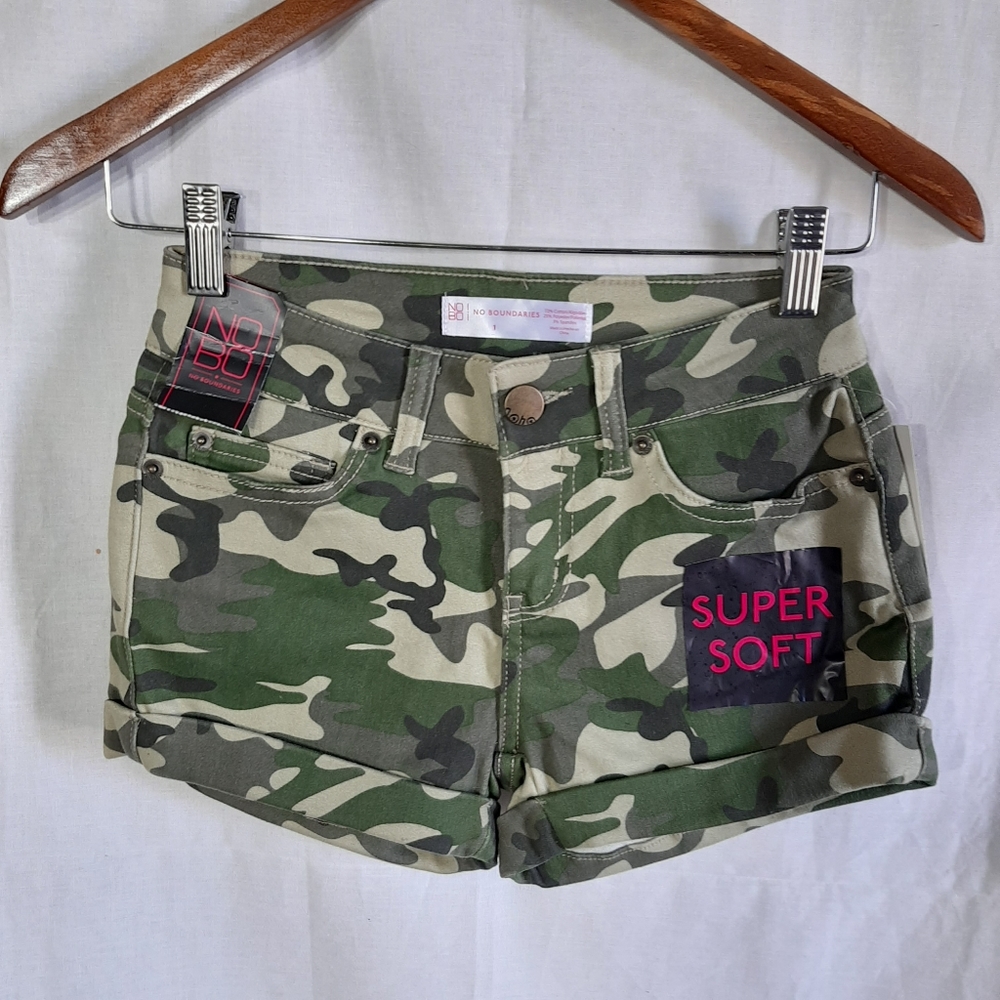 COPY - ⭐Camo High Waist Shorts⭐
